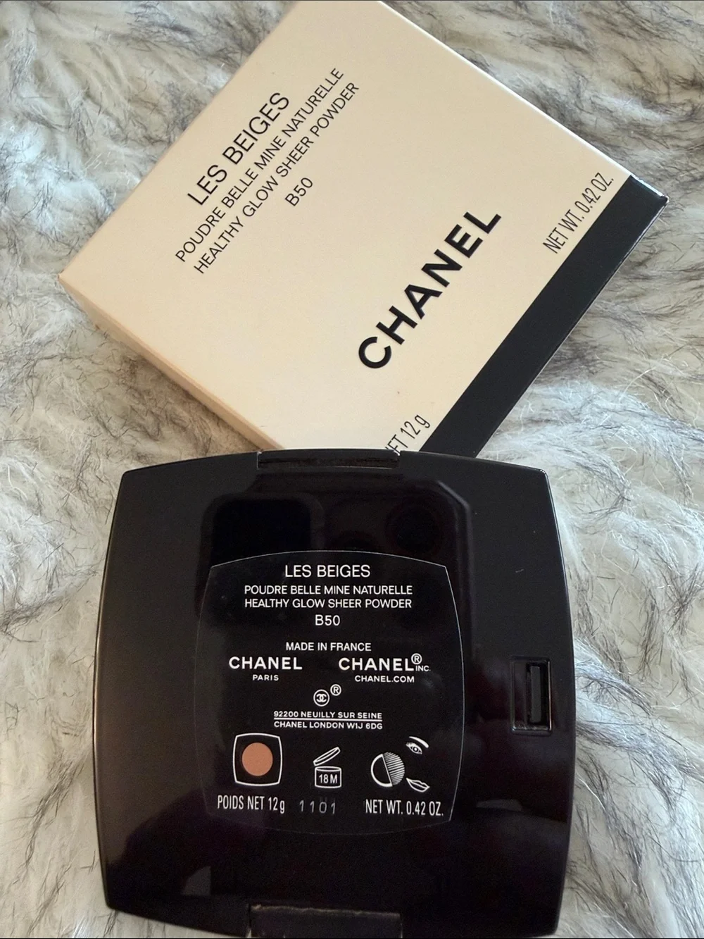 CHANEL Les beiges glow sheer powder B50